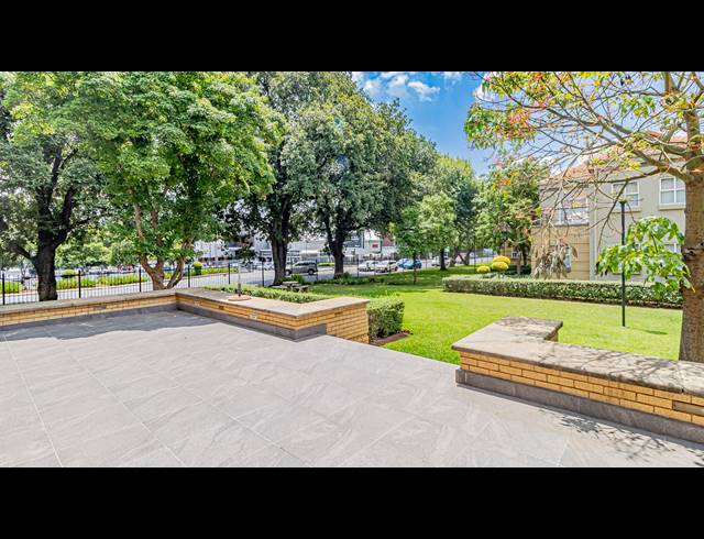 244M² OFFICE TO LET IN FERNDALE